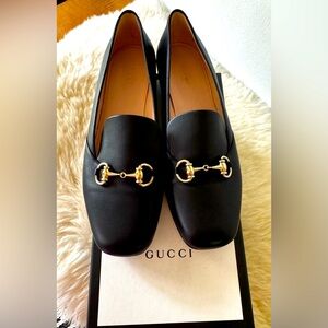 GUCCI HORSEBIT women’s Miro black leather loafers. New in box. Size 40